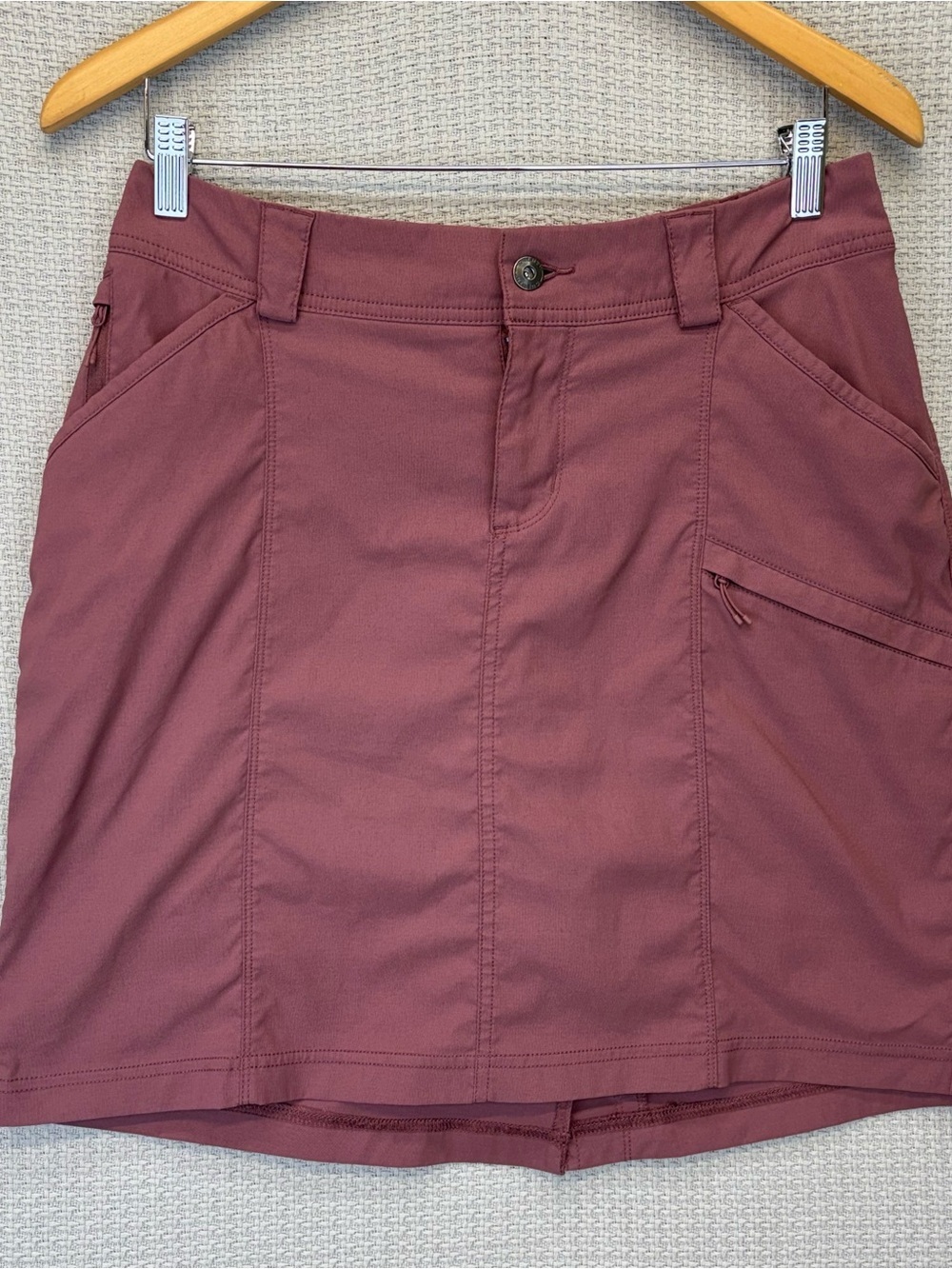 Duluth Trading Company Womens Dry on the Fly Skort Salmon Pink Small Outdoor EUC